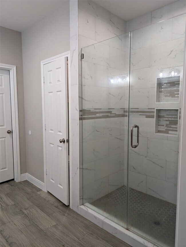 Foto del edificio - 7747 Swiftwater Ln