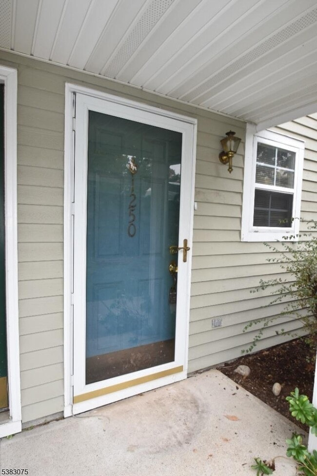 Building Photo - 1250 Garrison Ct