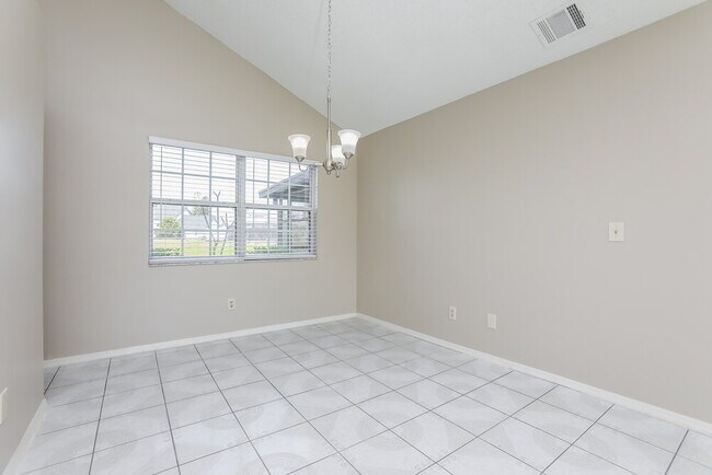 Foto del edificio - 238 Satinwood Cir