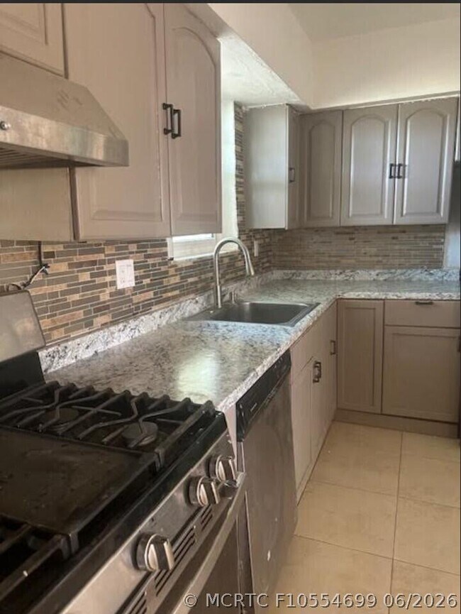 Foto del edificio - 7891 Sheridan St