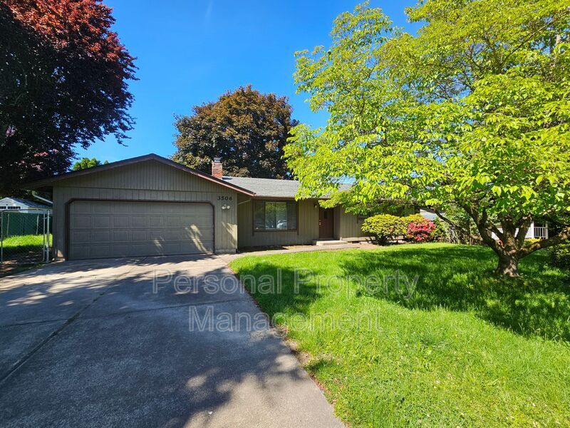 Primary Photo - 3506 NE 56th St