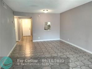 Building Photo - 8605 W Sample Rd