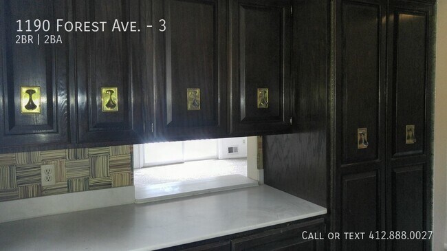Building Photo - 2 Bedroom in South Park!
