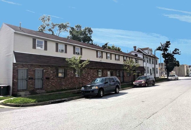 Foto del edificio - 500 E Patapsco Ave