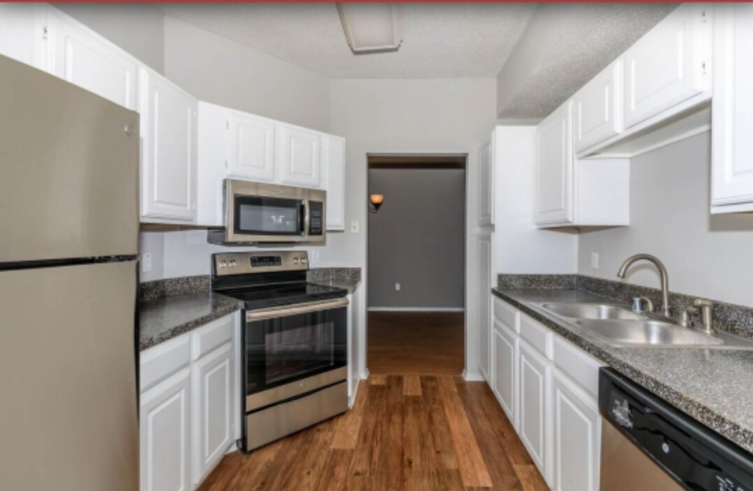 The Villas at Beaver Creek Apartments 1000 Meadow Creek Dr Irving, TX