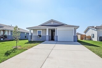 Building Photo - 4902 Locker St