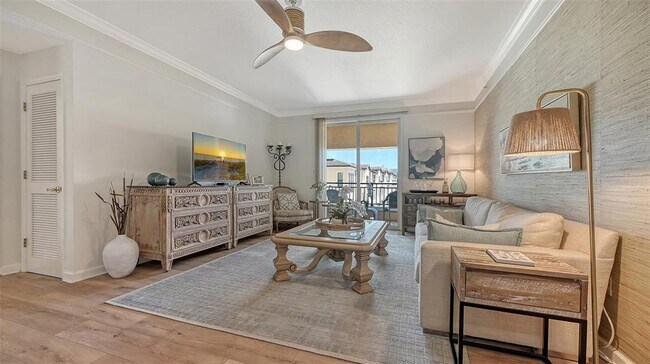 Building Photo - 750 N Tamiami Trl