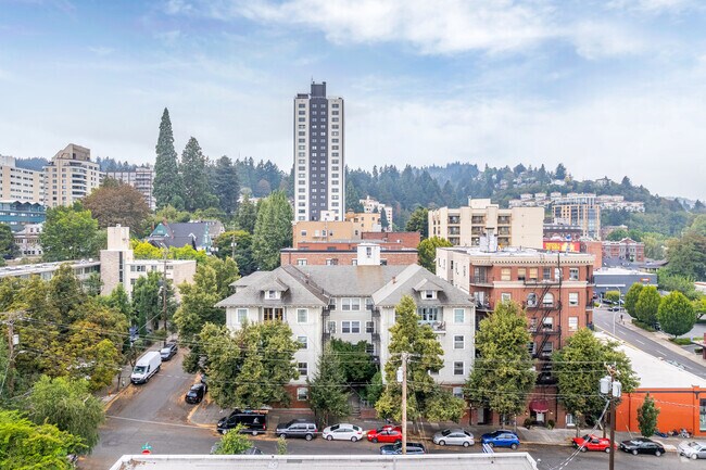 Aerial Photo - King Hill Condominiums