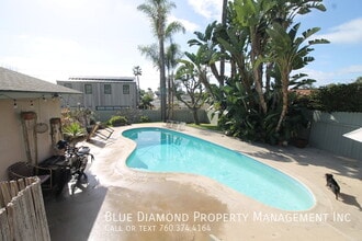 Building Photo - 2376 Newcastle Ave