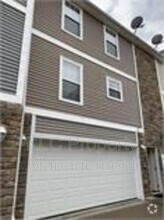 Building Photo - 1135 Redstone Ln