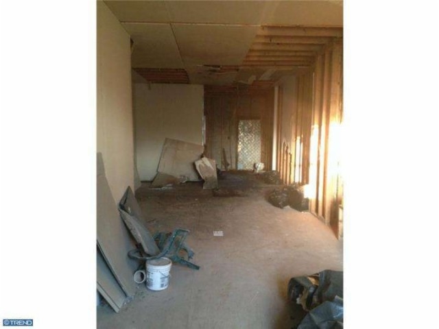 Building Photo - 3009 N 5th St