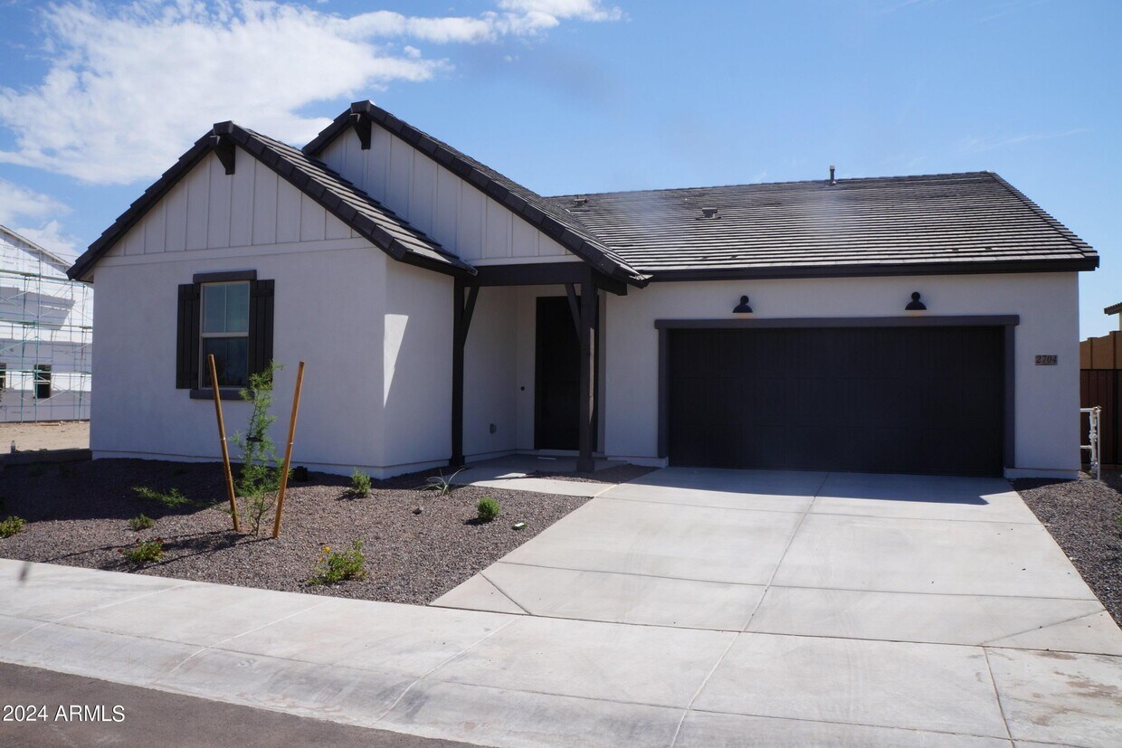 Primary Photo - 2704 N 216th Ave