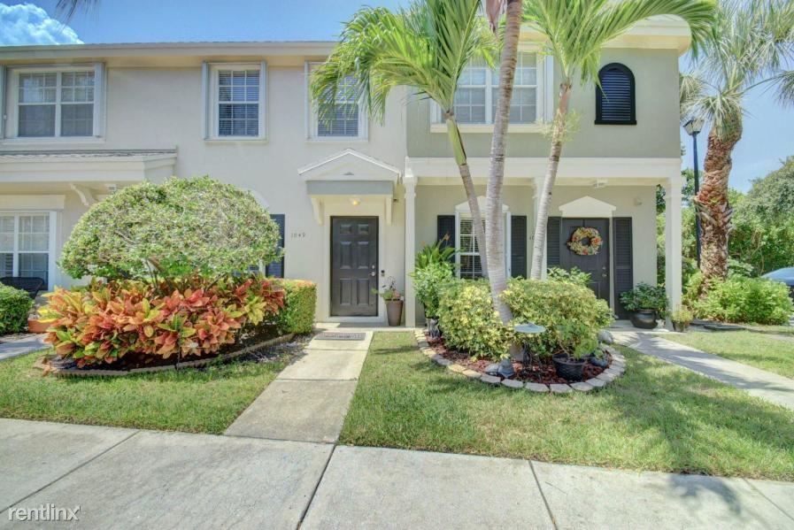 Foto principal - 1049 Kokomo Key Ln