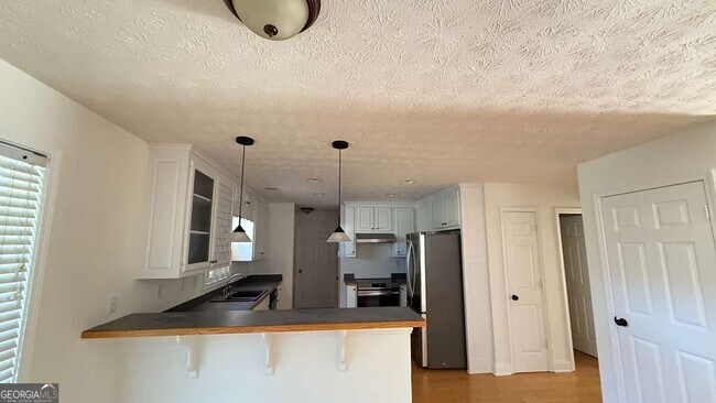 Building Photo - 3860 Morgan Box Ct NE