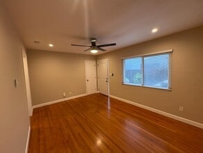 Building Photo - 4721 Choctaw Dr
