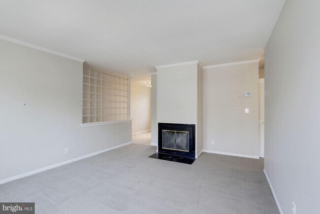 Foto del edificio - 2839D S Wakefield St