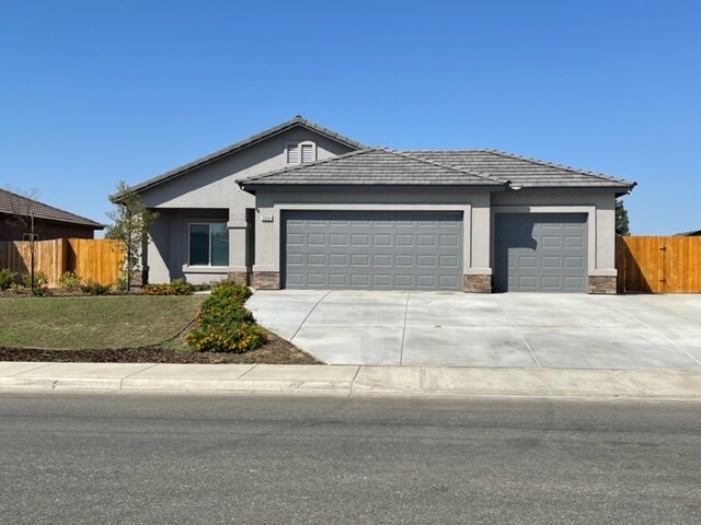 Primary Photo - 3804 Balvicar Dr