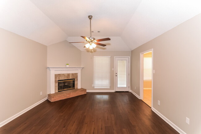 Building Photo - 5554 Harvey Pointe Ln
