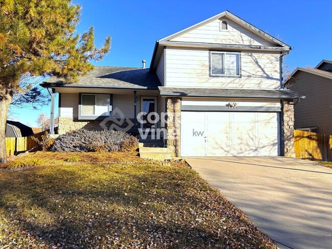 Building Photo - 2245 Cherry St