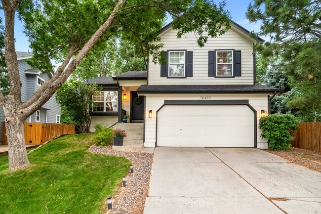 Building Photo - 16410 Martingale Dr