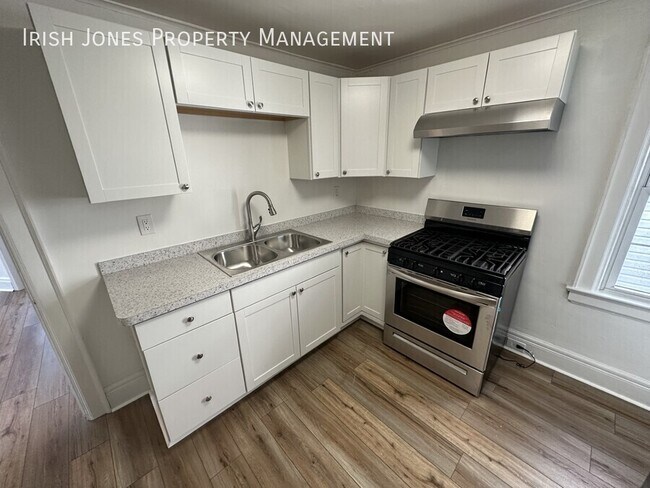 Foto del edificio - 24 Red Jacket Pkwy