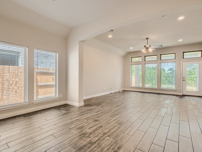 Building Photo - 2617 Franciscana Way