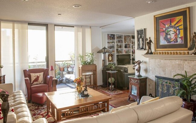 Building Photo - 850 State St