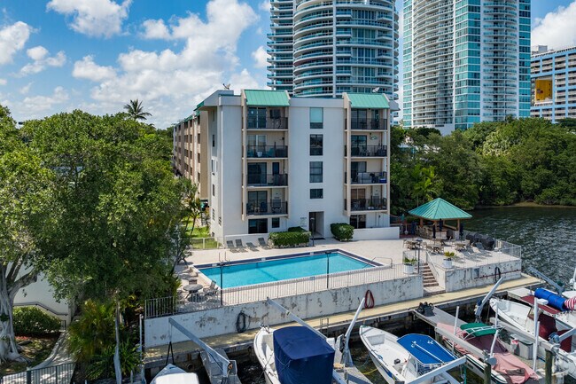 Brickell Mar Condominiums