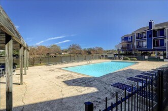 Building Photo - 18519 Egret Bay Blvd