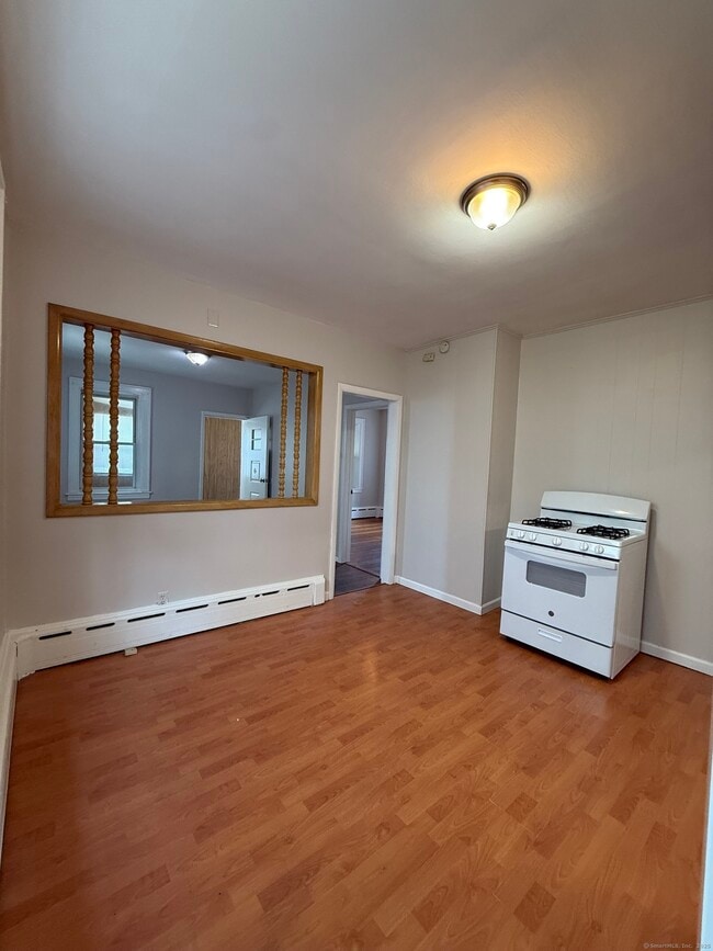 Foto del edificio - 404 Congress Ave