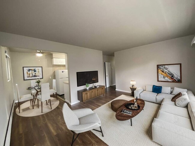 Building Photo - Riverside Estates Apartments