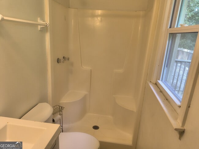 Building Photo - 1678 Ridgeview Dr NW