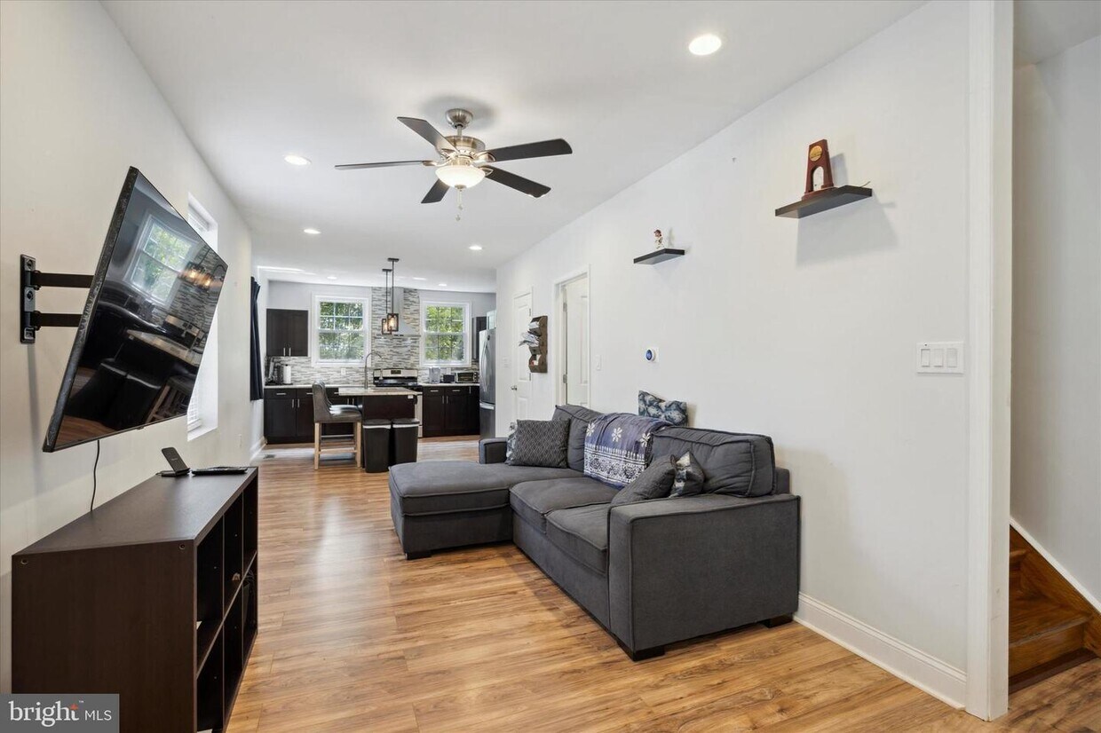 663 Columbus St, Bridgeport, PA 19405 Townhome Rentals in Bridgeport