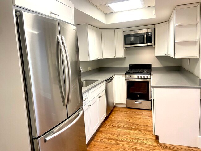 Foto del edificio - 309 W Harrison St