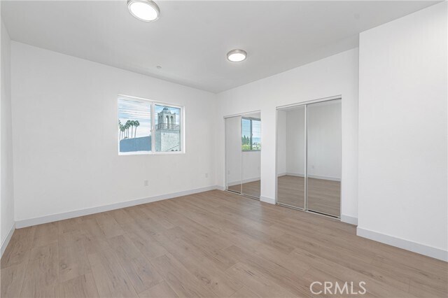 Foto del edificio - 5889 Brentwood St