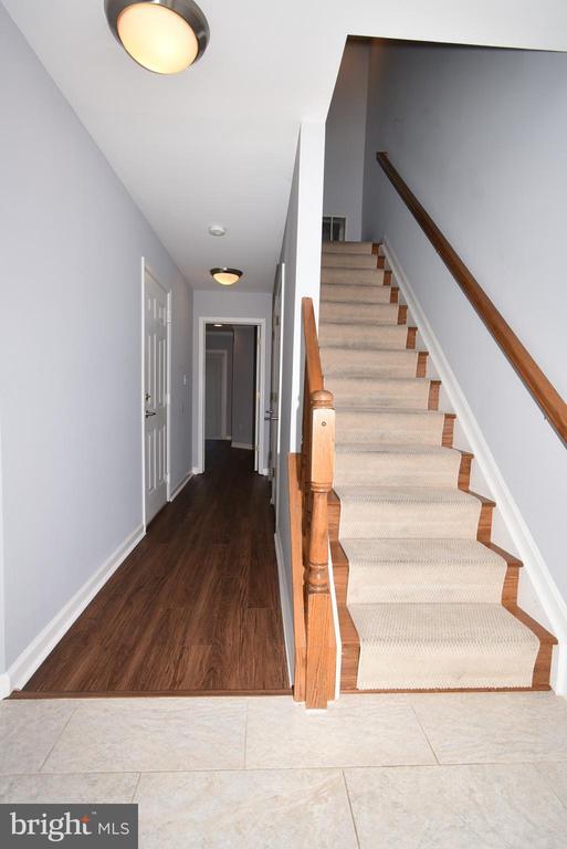 Building Photo - 8827 Goose Landing Cir