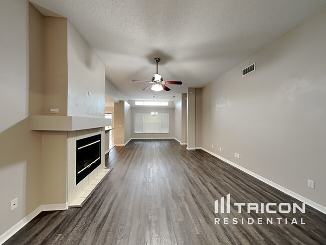 Building Photo - 1824 Erin Brooke Dr