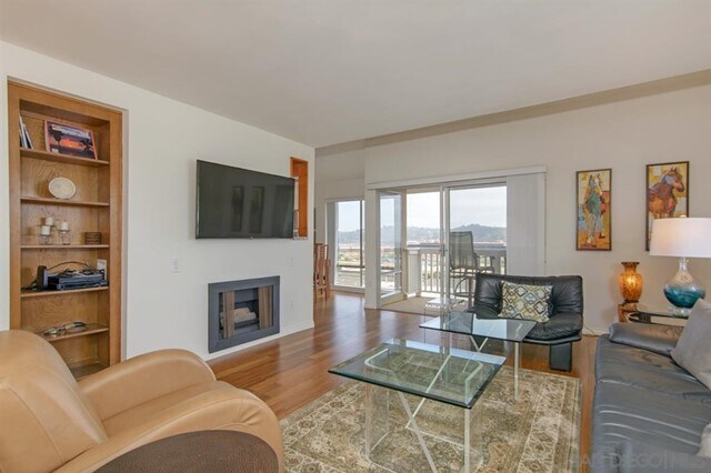Foto del edificio - 216 Turf View Dr