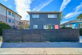 Building Photo - 3011 S West View St