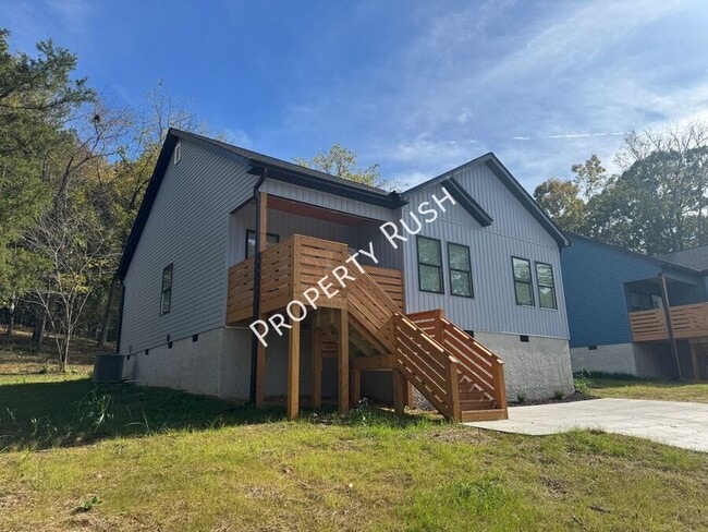 Photo - 1852 Wilberforce St House