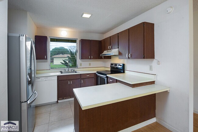 Foto del edificio - 95-286-286 Kehepue Loop