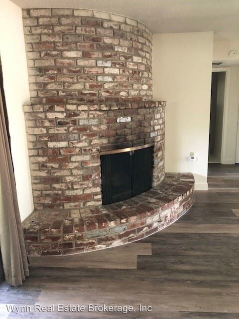 Foto del edificio - 5301 Carlson Dr
