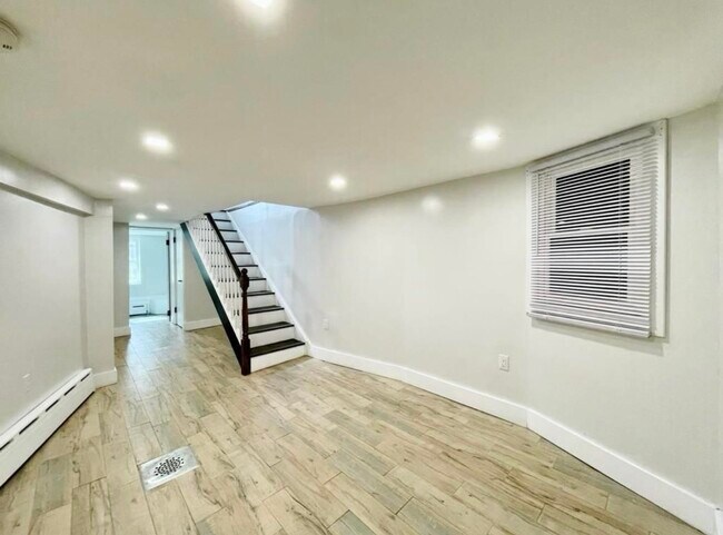 Foto del edificio - 219A Summit Ave