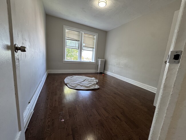 5 Van Houten Ave 44 - 8 Van Houten Ave