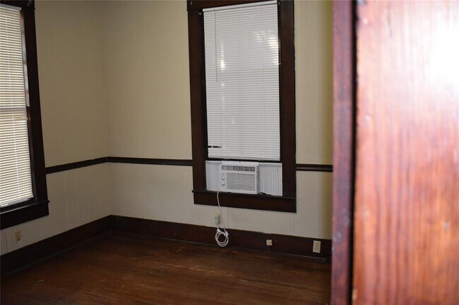 Foto del edificio - 2101 37th St