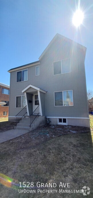 Building Photo - 1528 Grand Ave