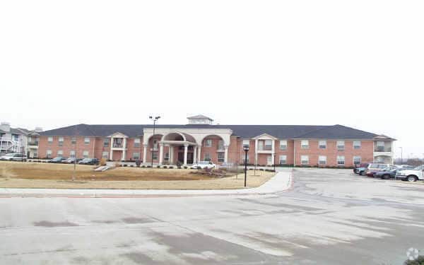Building Photo - Emerson at Rosemeade Park