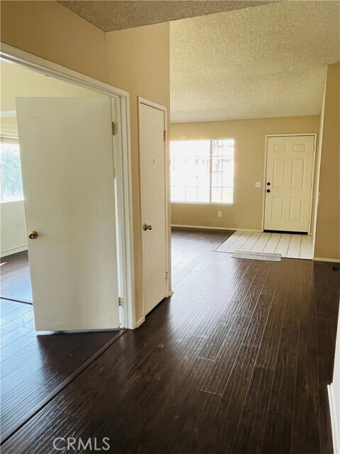 Building Photo - 10924 Arrowwood Dr