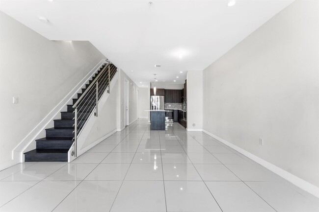 Foto del edificio - 10220 NW 63rd Ter