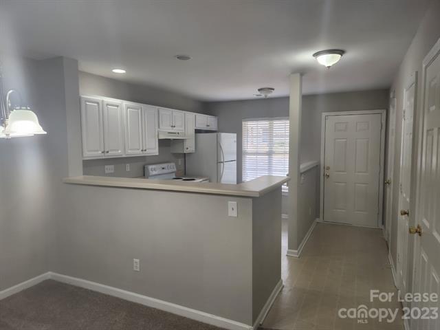 Building Photo - 10544 English Setter Way